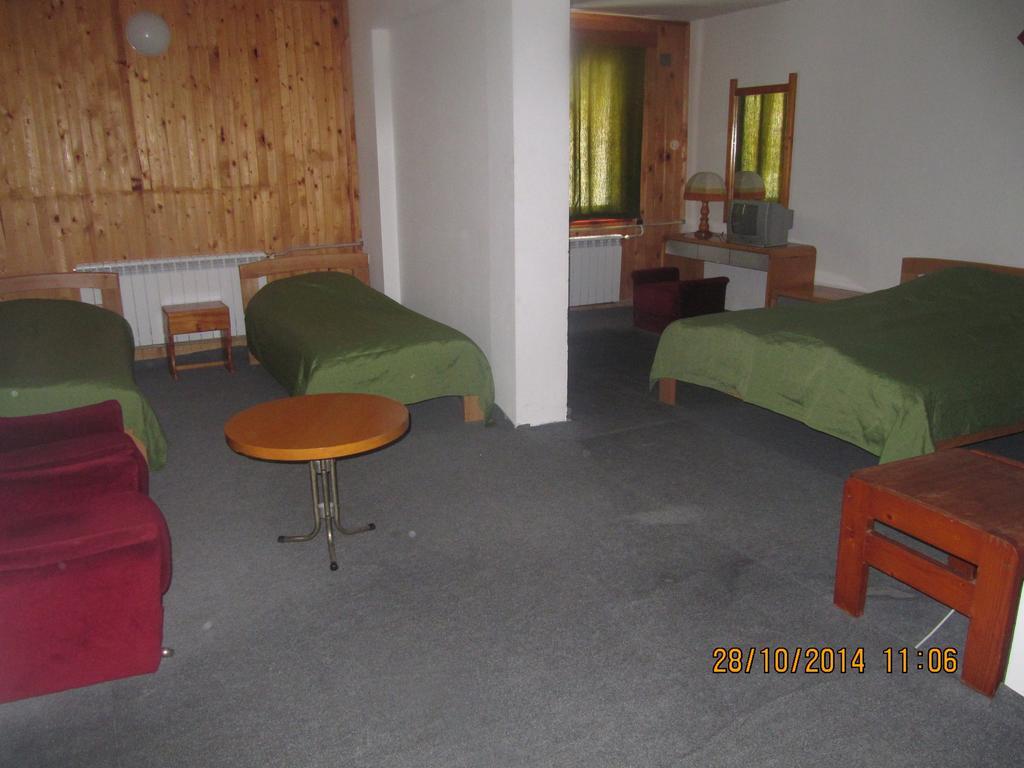 Kris Guesthouse Stoykite Buitenkant foto