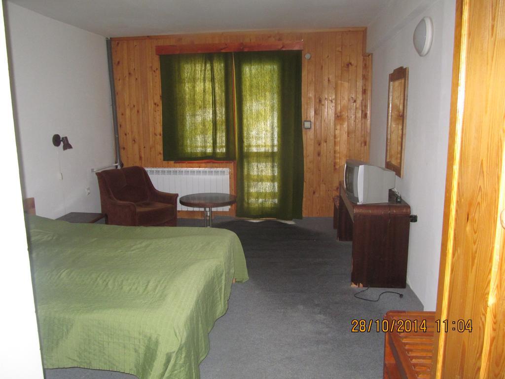 Kris Guesthouse Stoykite Buitenkant foto