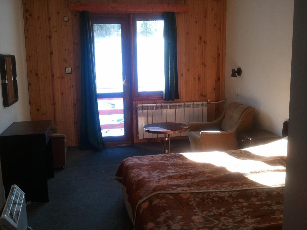 Kris Guesthouse Stoykite Buitenkant foto